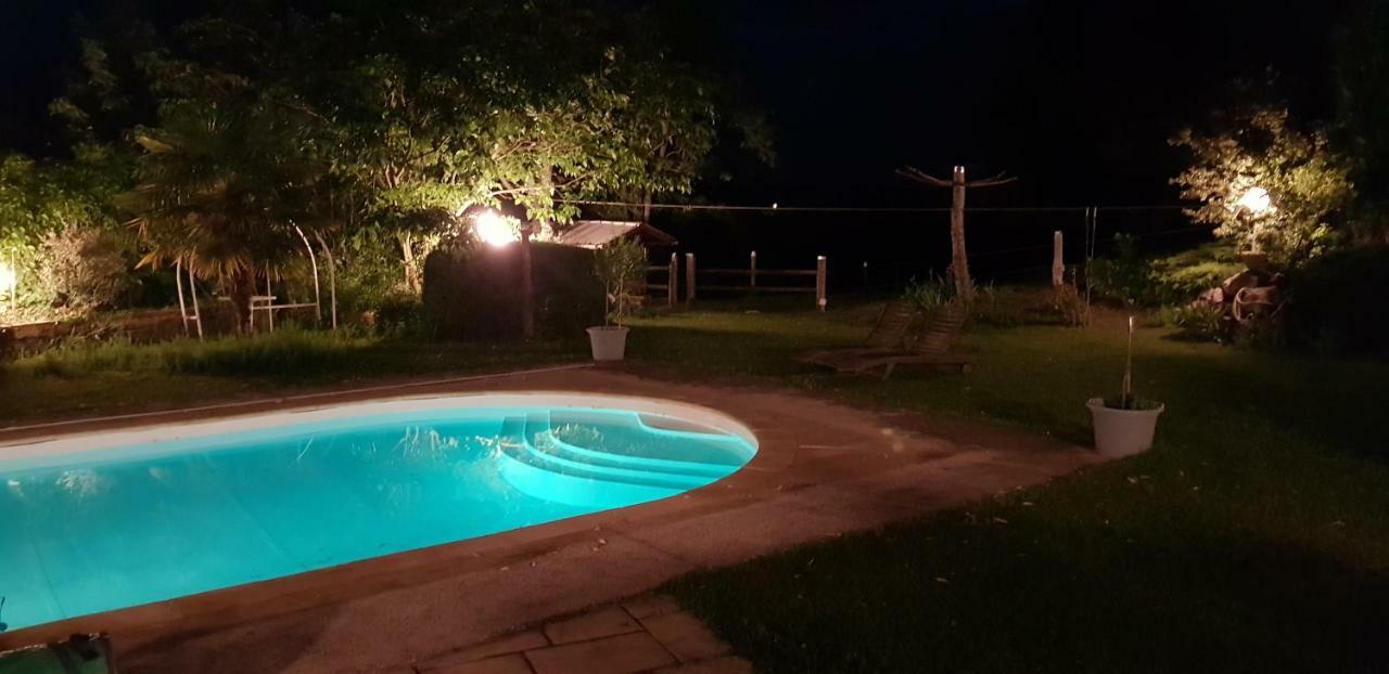 L'Houstalet Des Serniers Claveyson Exterior foto
